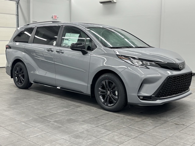 2025 Toyota Corolla XSE photo 4