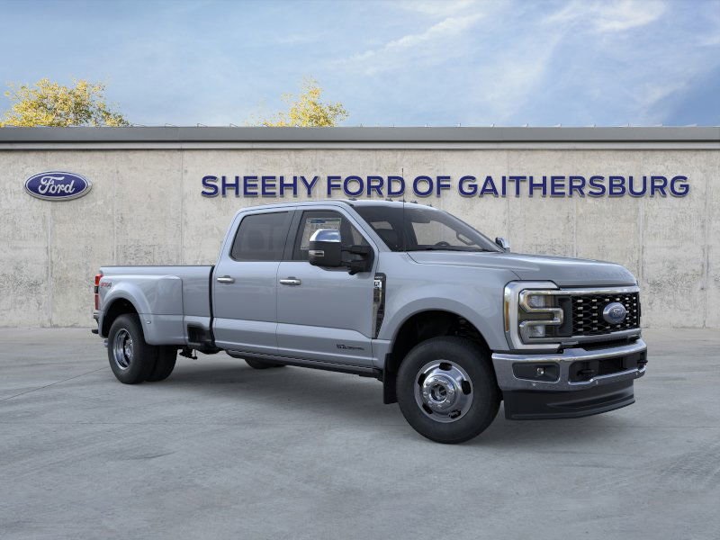 2026 Ford F-350 Super Duty Lariat's photo