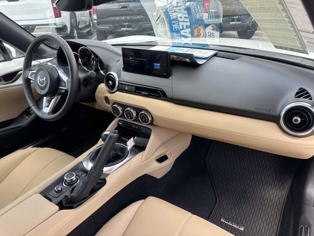2024 Mazda MX-5 Miata Miata RF Grand Touring photo 15