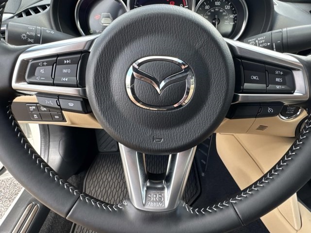 2024 Mazda MX-5 Miata Miata RF Grand Touring photo 17