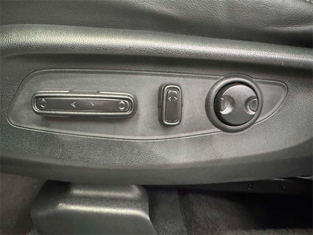 used 2023 Honda CR-V car, priced at $29,333