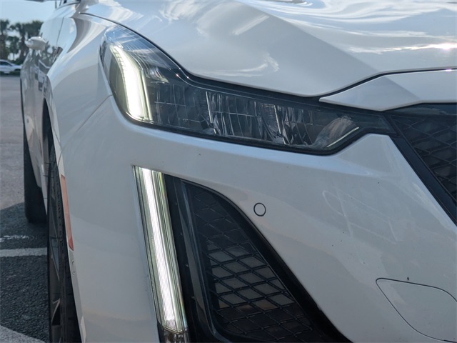 2024 Cadillac CT5 V photo 10