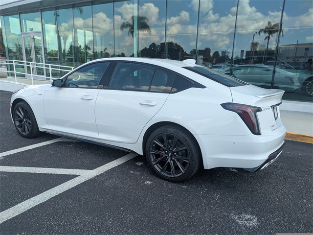 2024 Cadillac CT5 V photo 6