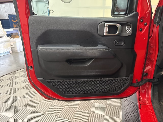2018 Firecracker Red Clearcoat Jeep Wrangler Unlimited Sahara 4X4 SUV