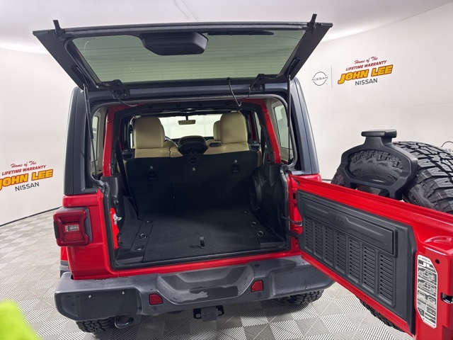 2018 Firecracker Red Clearcoat Jeep Wrangler Unlimited Sahara 4X4 SUV