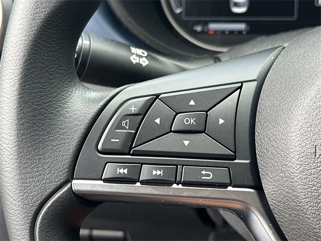 2025 Gray Sky Pearl Nissan Versa 1.6 SV FWD Sedan