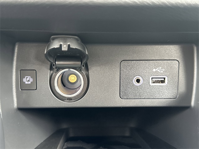2025 Gray Sky Pearl Nissan Versa 1.6 SV FWD Sedan