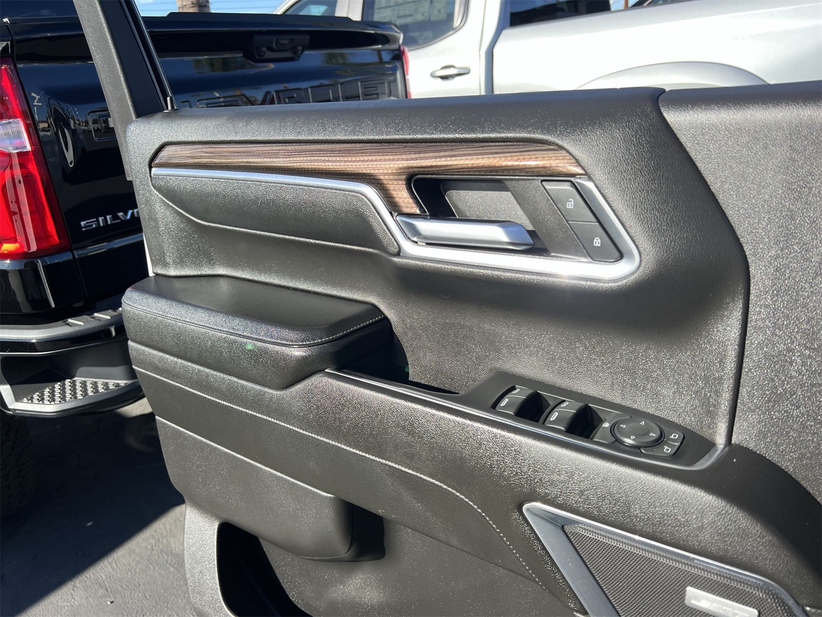 used 2024 Chevrolet Silverado 1500 car, priced at $55,991