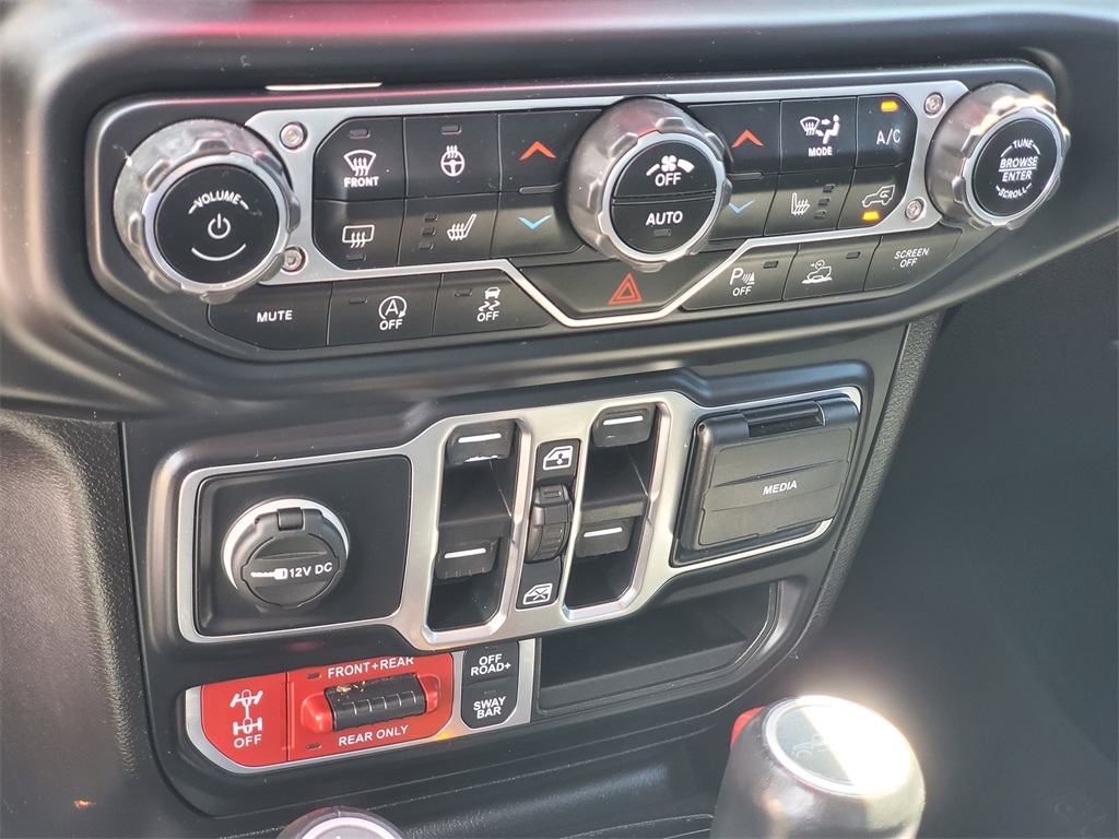 2020 Jeep Gladiator Rubicon photo 17