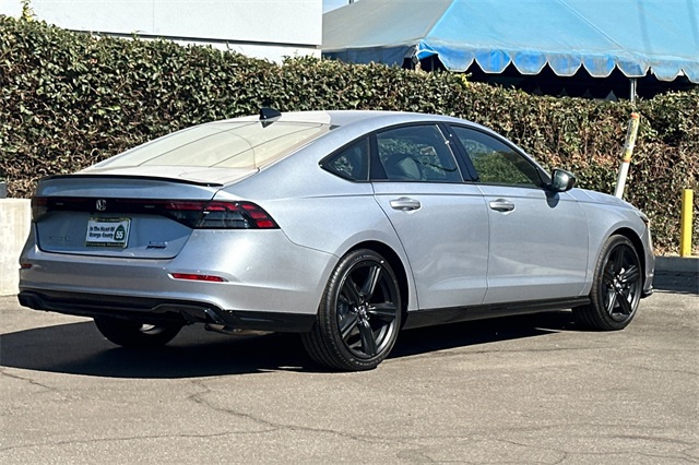 2025 Honda Accord Hybrid Sport-L photo 4