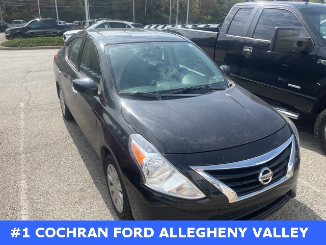 2017 Nissan Versa 1.6 SV photo 3