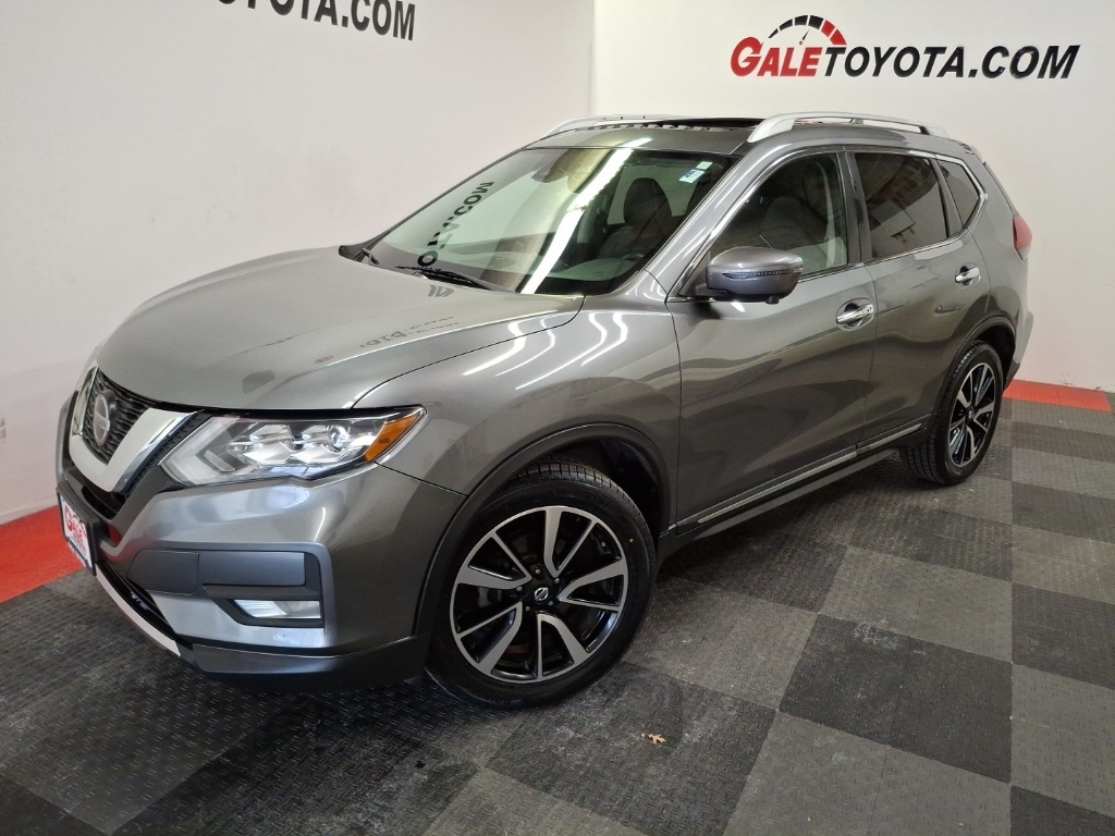 2020 Nissan Rogue SL's photo