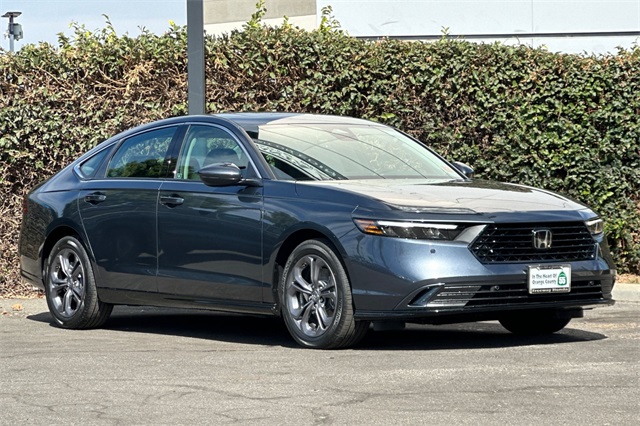 2025 Honda Accord Hybrid EX-L photo 2