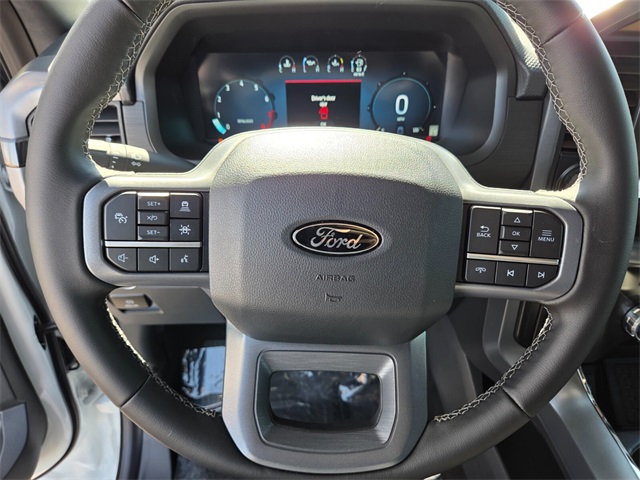New 2025 Ford F-150 XLT 4D SuperCrew