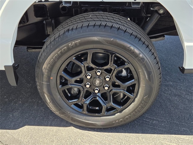 New 2025 Ford F-150 XLT 4D SuperCrew