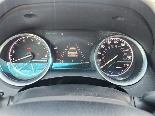 2018 Toyota Camry XLE photo 10