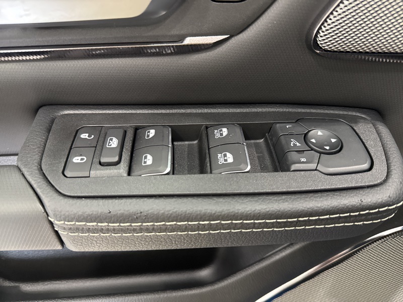 2026 Ram 1500 Rebel photo 22