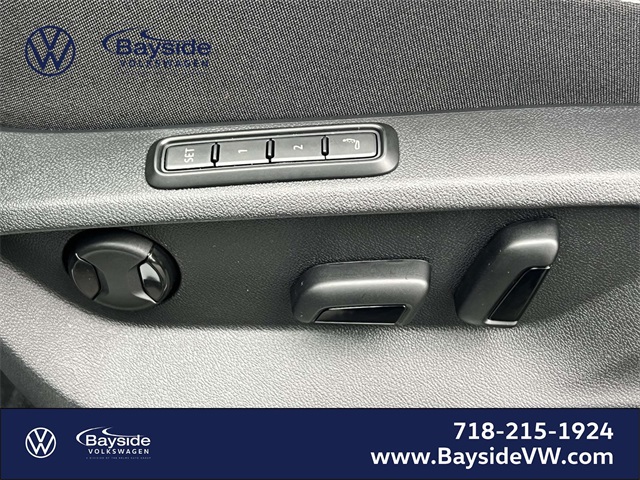 new 2026 Volkswagen Atlas car, priced at $56,992