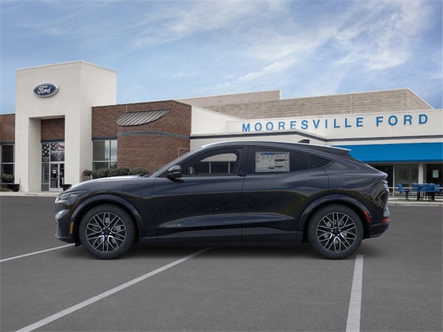 2025 Ford Mustang Mach-E Premium photo 3