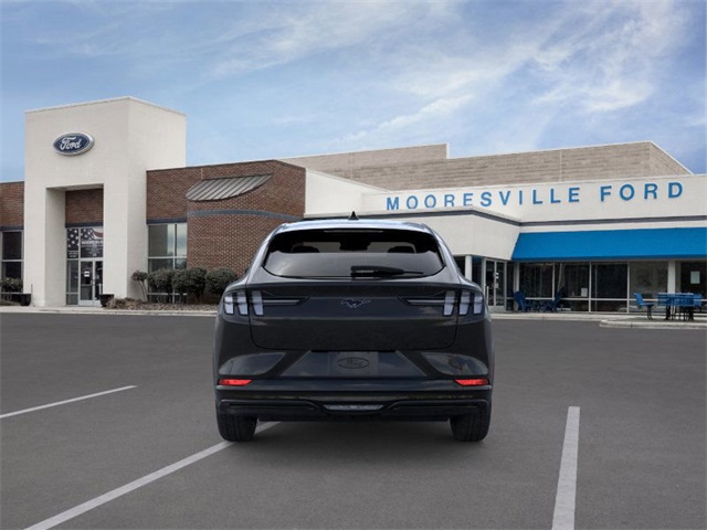2025 Ford Mustang Mach-E Premium photo 4