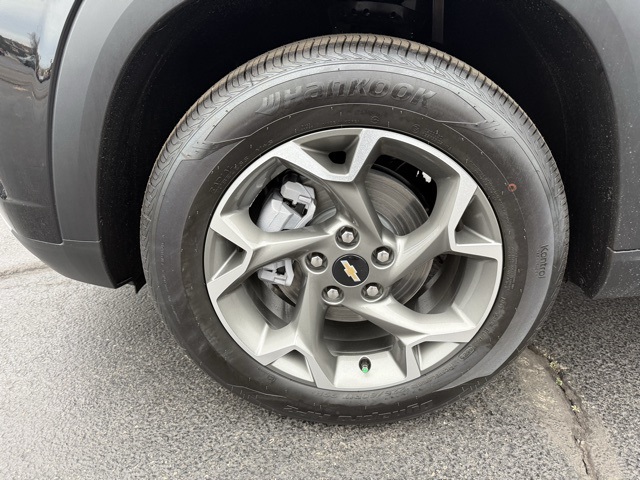 new 2026 Chevrolet Trax car, priced at $27,280