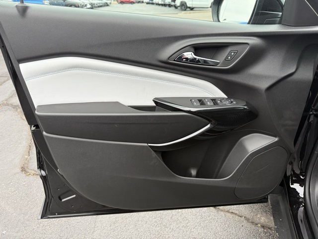 new 2026 Chevrolet Trax car, priced at $27,280