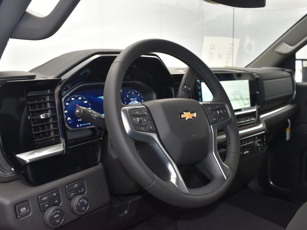 2026 Chevrolet Silverado 1500 LT photo 12