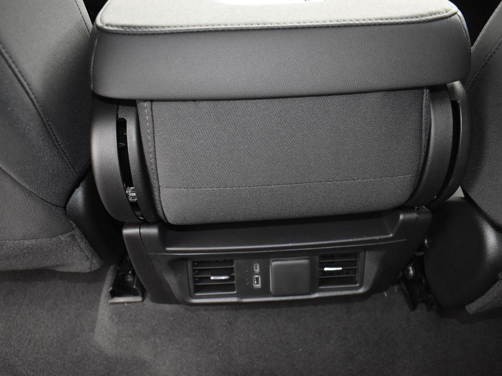 2026 Chevrolet Silverado 1500 LT photo 18