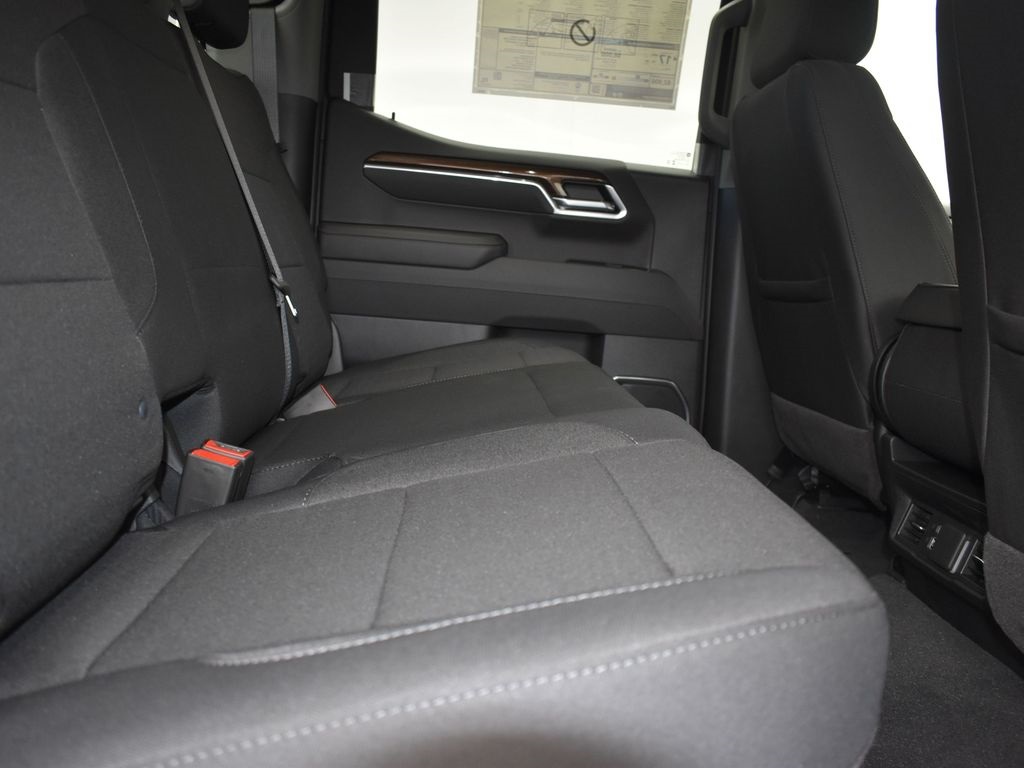 2026 Chevrolet Silverado 1500 LT photo 21