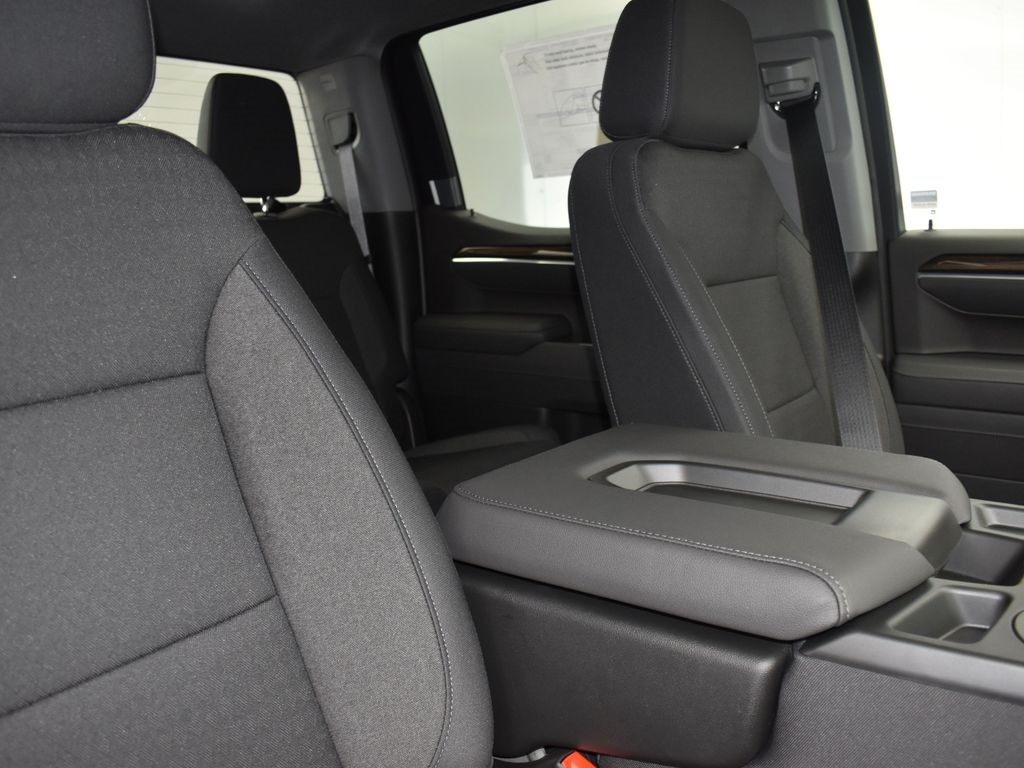 2026 Chevrolet Silverado 1500 LT photo 25