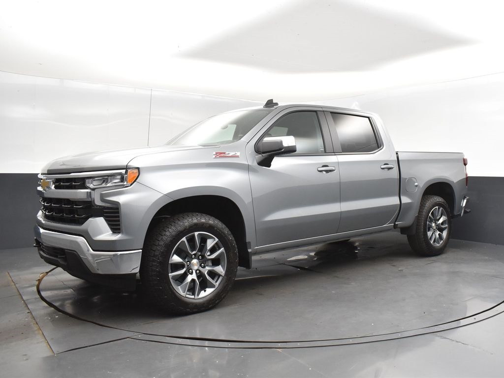 2026 Chevrolet Silverado 1500 LT photo 3