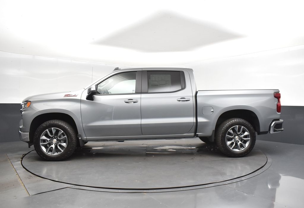 2026 Chevrolet Silverado 1500 LT photo 4