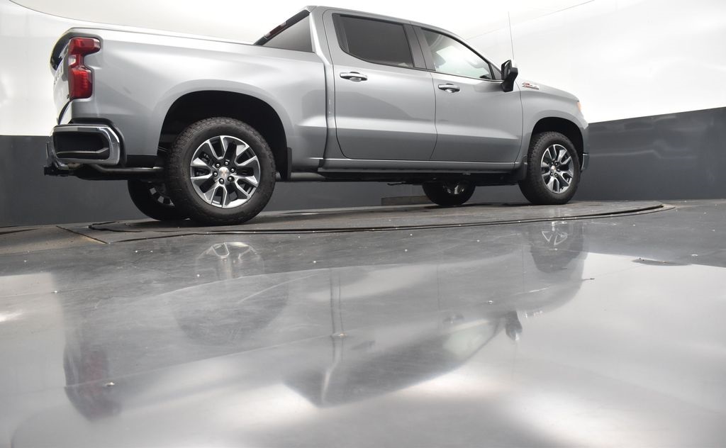 2026 Chevrolet Silverado 1500 LT photo 42