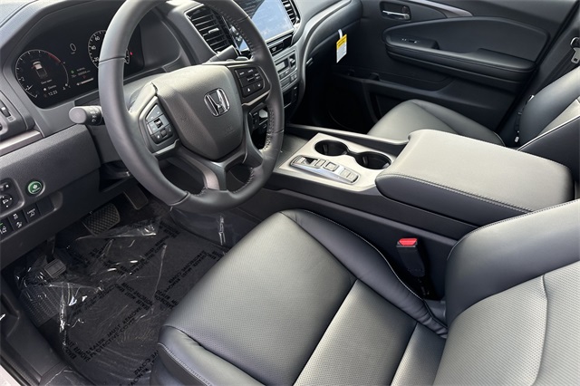 2025 Honda Ridgeline RTL photo 10