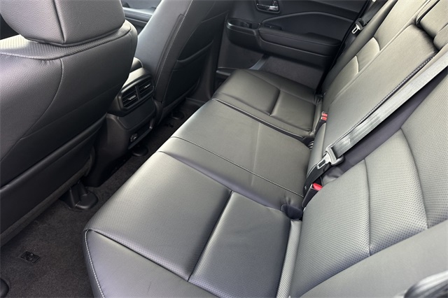 2025 Honda Ridgeline RTL photo 13