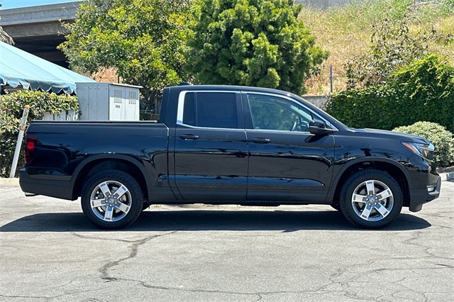 2025 Honda Ridgeline RTL photo 3