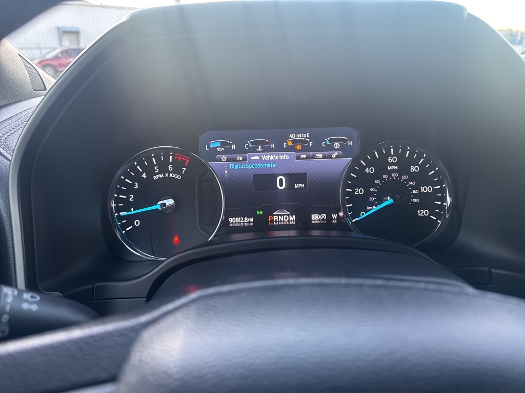 2021 Ford Expedition Limited:16989P