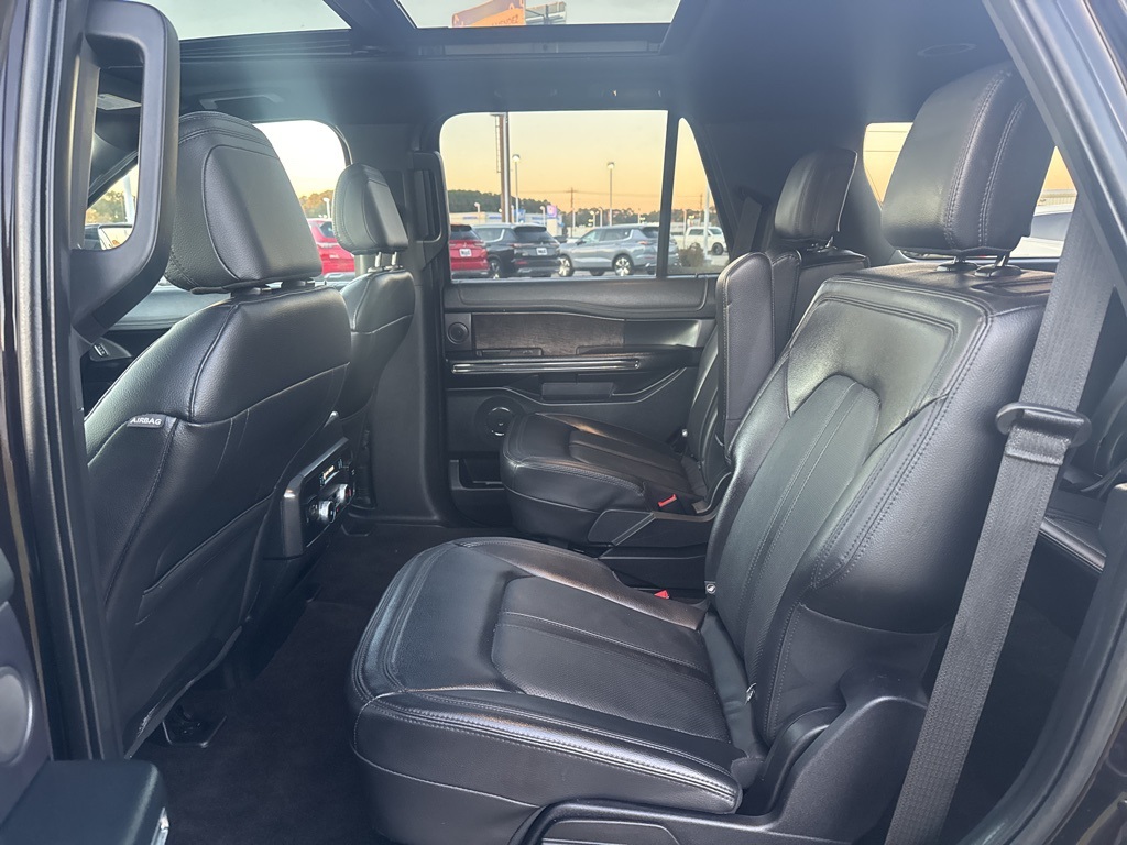 2021 Ford Expedition Limited:16989P