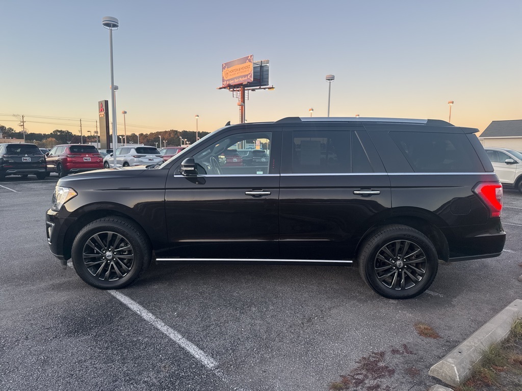 2021 Ford Expedition Limited:16989P