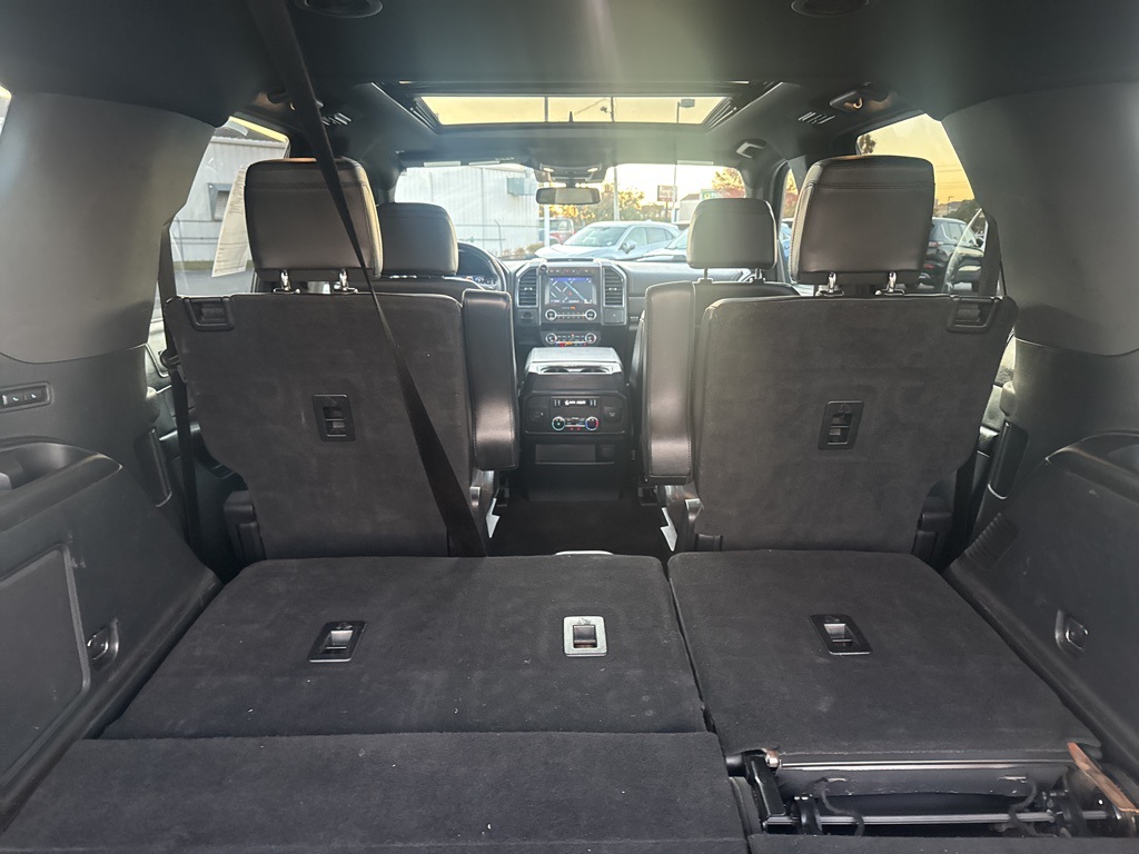 2021 Ford Expedition Limited:16989P