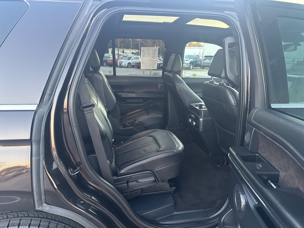 2021 Ford Expedition Limited:16989P