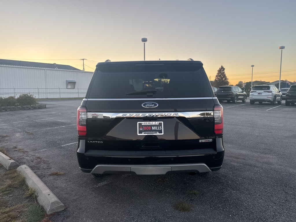 2021 Ford Expedition Limited:16989P