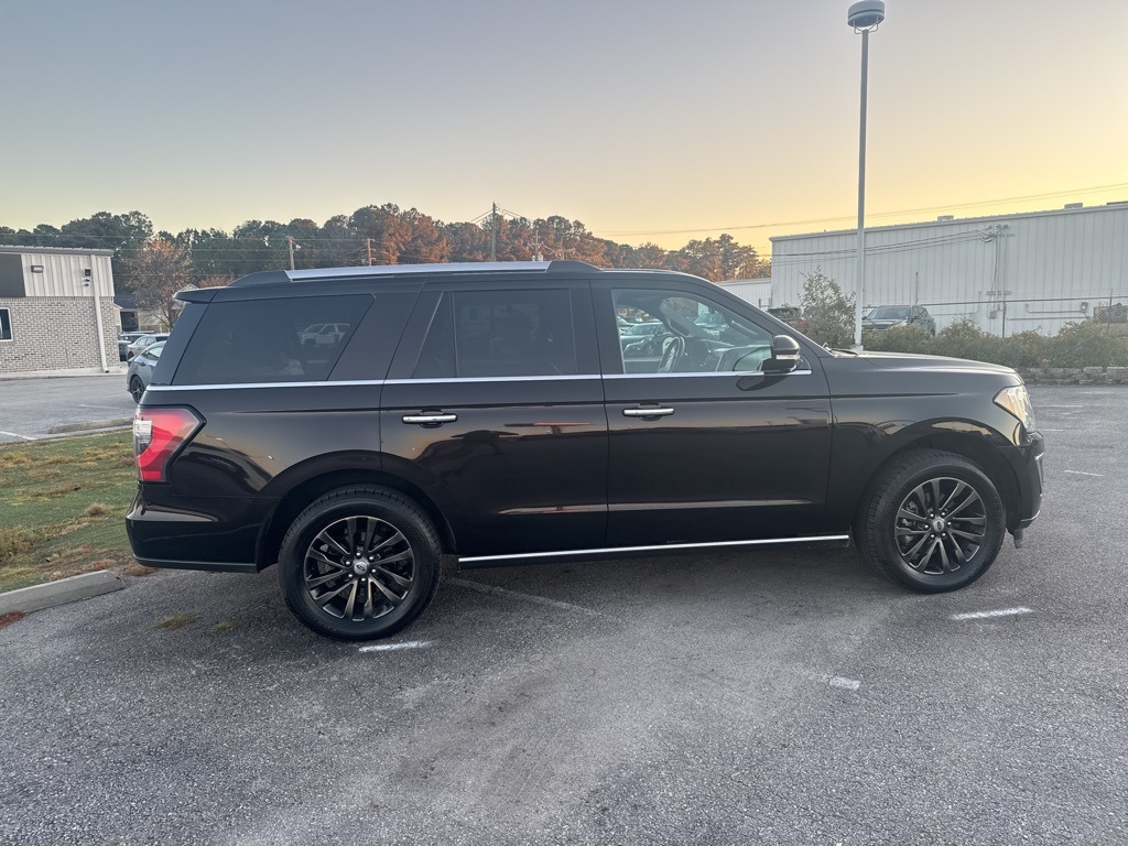 2021 Ford Expedition Limited:16989P