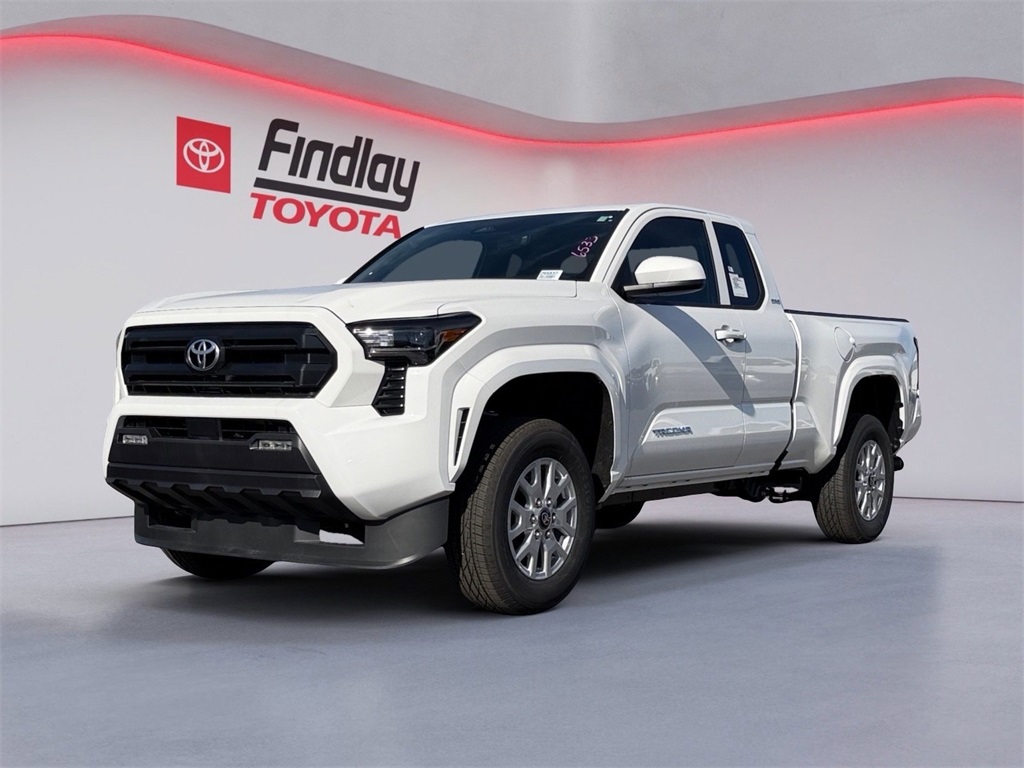 2025 Toyota Tacoma SR5's photo