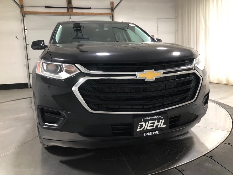 Used 2020 Chevrolet Traverse LS with VIN 1GNERFKW8LJ131652 for sale in Massillon, OH