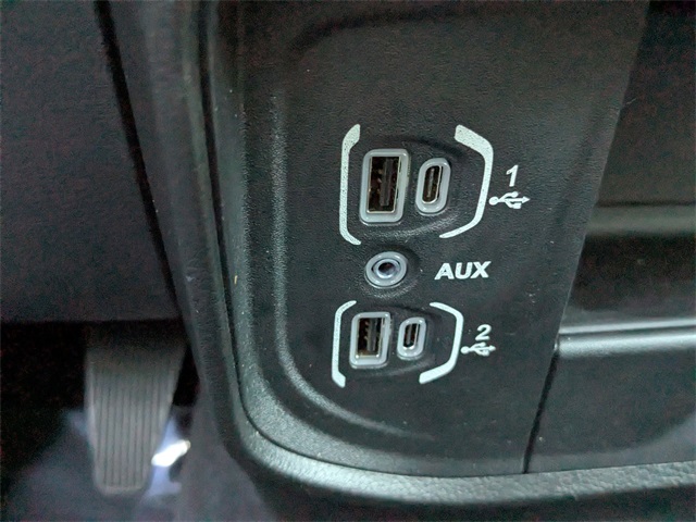 2024 Ram 2500 Big Horn Crew Cab 4x4 6'4" Box