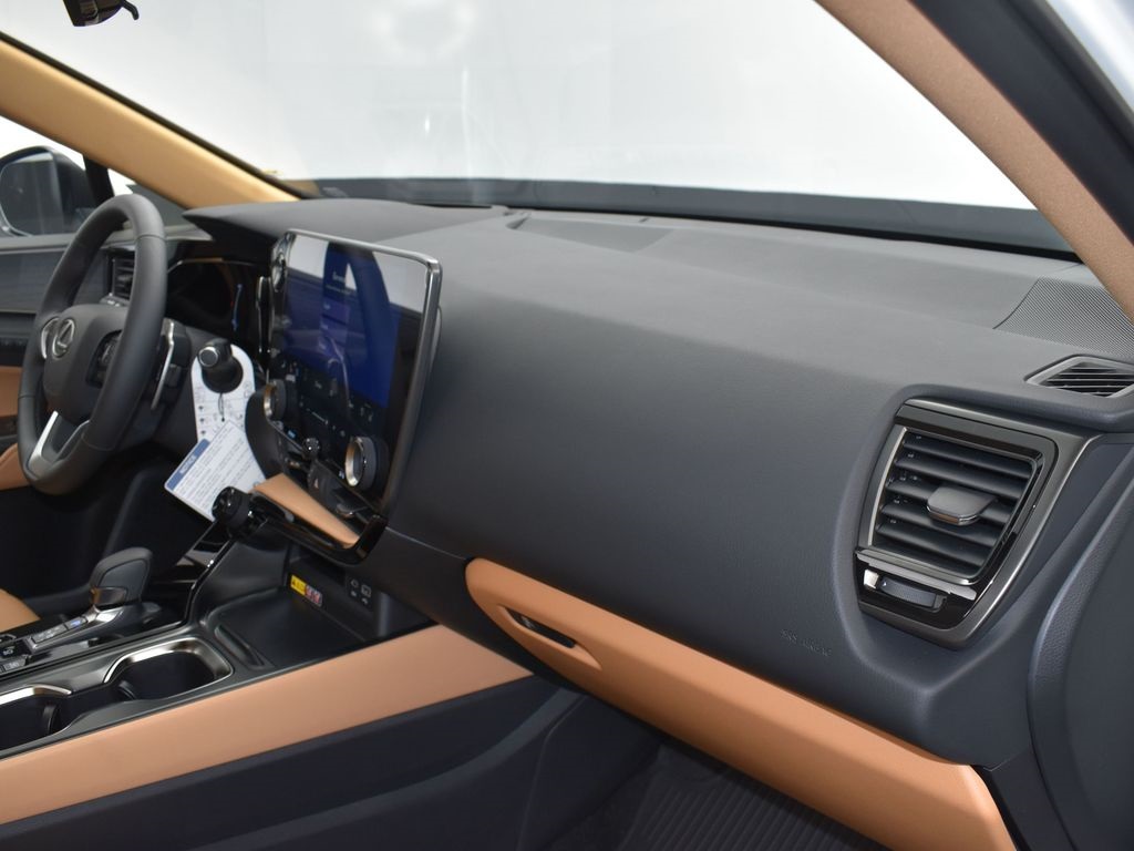 2025 White Pearl Lexus NX 450h+ Luxury AWD SUV