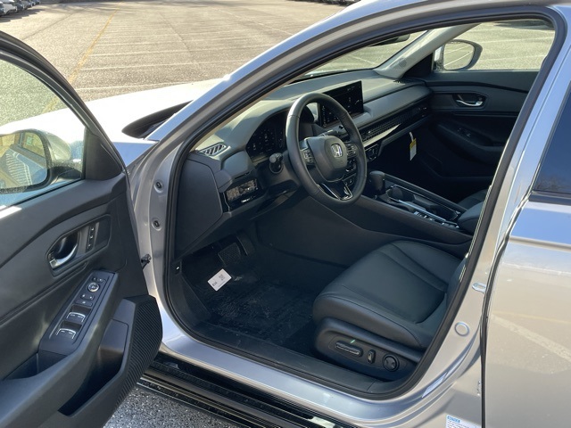 new 2025 Honda Accord Hybrid car, priced at $34,328