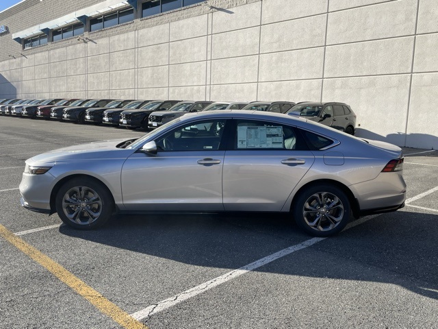 new 2025 Honda Accord Hybrid car, priced at $34,328