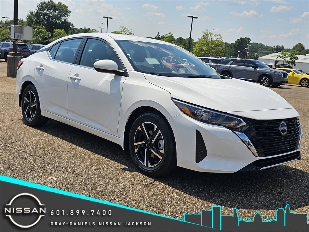 2025 Nissan Sentra SV's photo